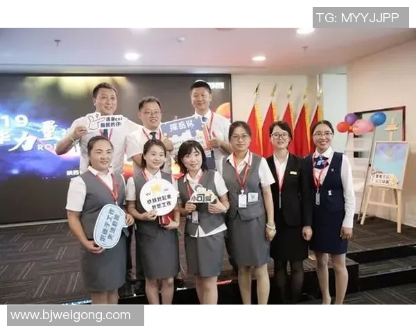 西安足球队的蜕变之旅从低谷到巅峰的奋斗与荣耀 西安足球队的蜕变之旅从低谷到巅峰的奋斗与荣耀