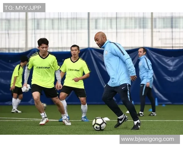 陈亦明:从青涩少年到足球明星的成长之路与辉煌成就 陈亦明:从青涩少年到足球明星的成长之路与辉煌成就