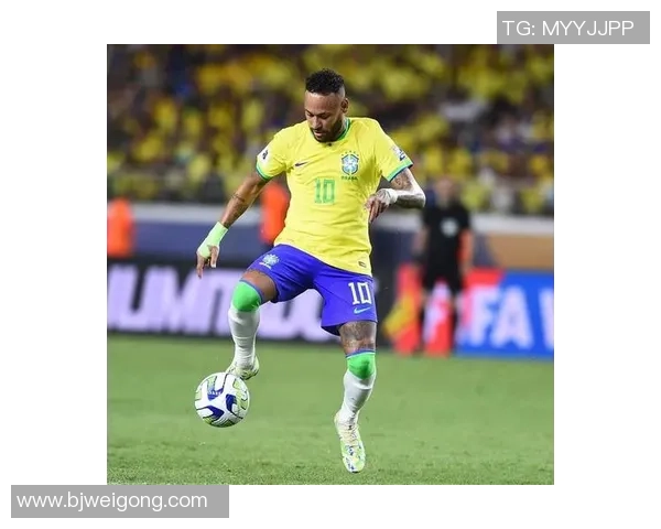 南京足球队以50分领跑世界锦标赛积分榜展现强劲实力