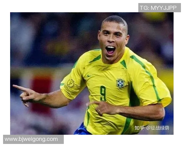 足球明星阿维罗的传奇之路与他对世界足球的深远影响